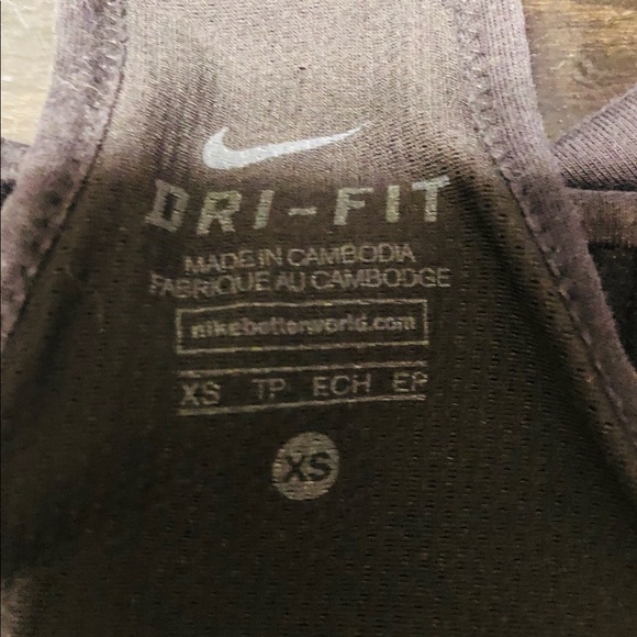 Nike Dri Fit Sports Bra size XS - Picture 2 of 3